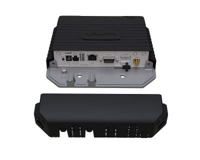 Точка доступа MikroTik LtAP LTE kit вид спереди